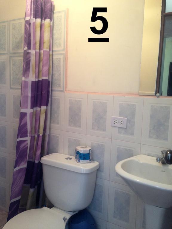 Guesthouse Nelson Quito Bagian luar foto